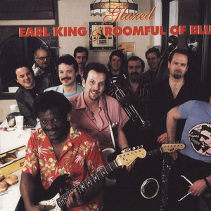 紫悦被弄到高潮喷水
