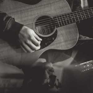 紫悦被弄到高潮喷水
